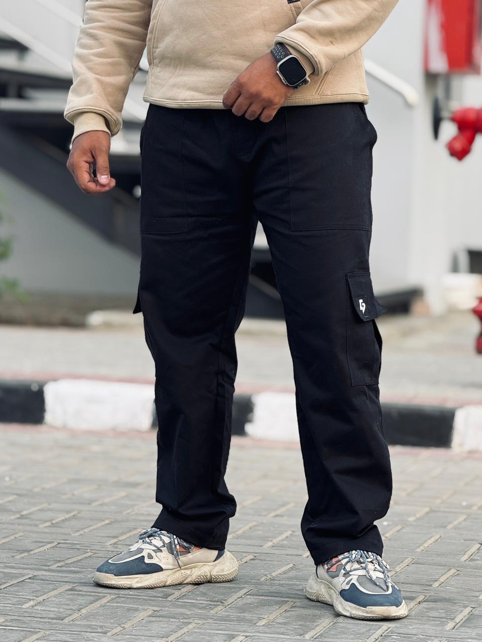 Black VI Pocket Cargo