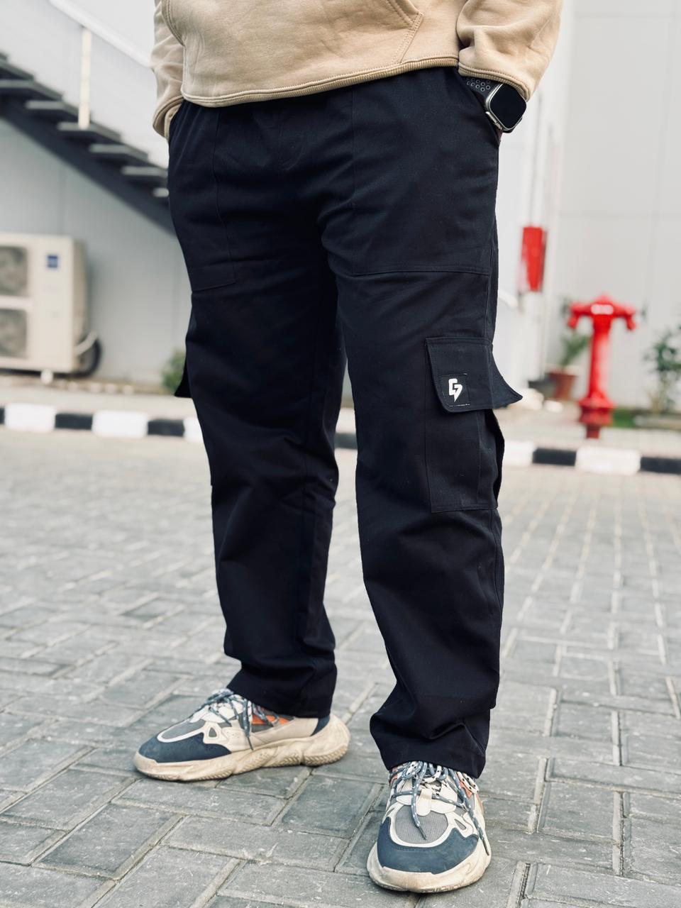 Black VI Pocket Cargo