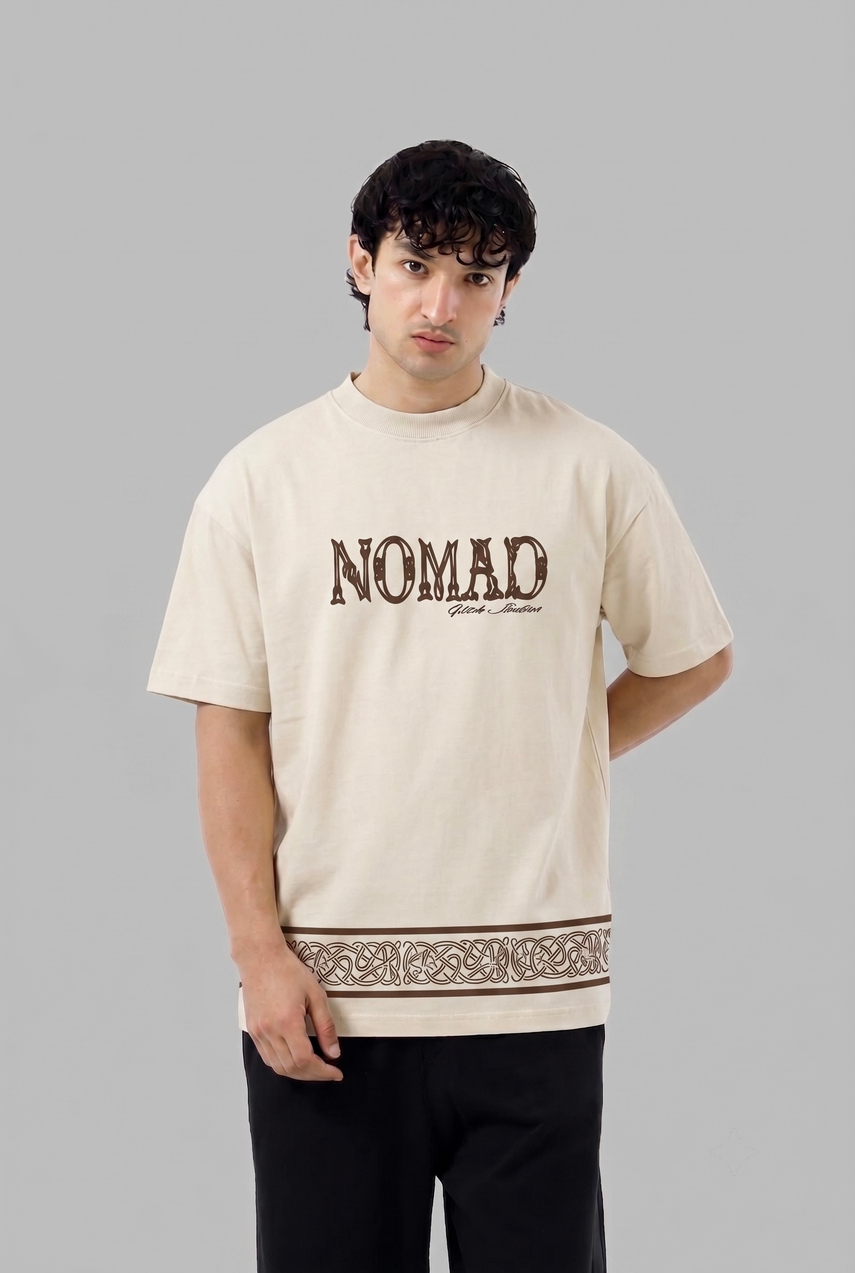 'NOMAD' Graphic Oversized Tee